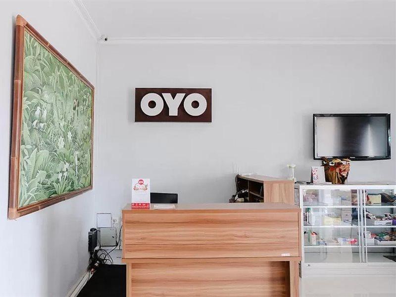 Super Oyo 995 Alice'S Homestay Syariah Jembel Exterior foto